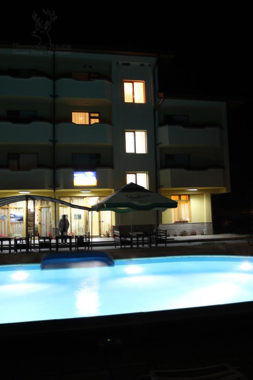 Hotel Restaurant Popini Laki Iagodina Exterior foto